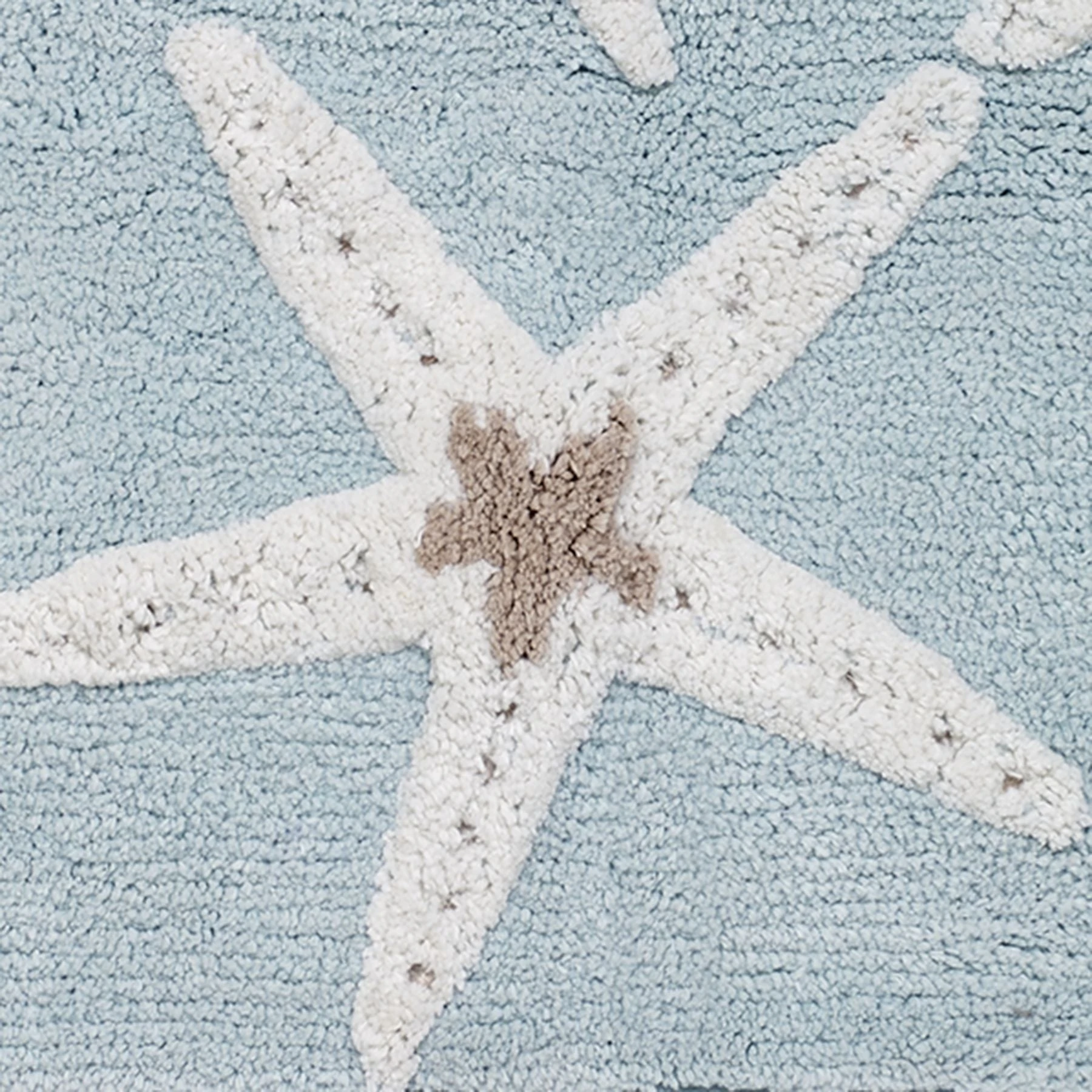 Promo ๐ Avanti Linens Sequin Shell Rug - 24" X 60" ๐งจ 3 Promo ๐ Avanti Linens Sequin Shell Rug - 24" X 60" ๐งจ - Image 2